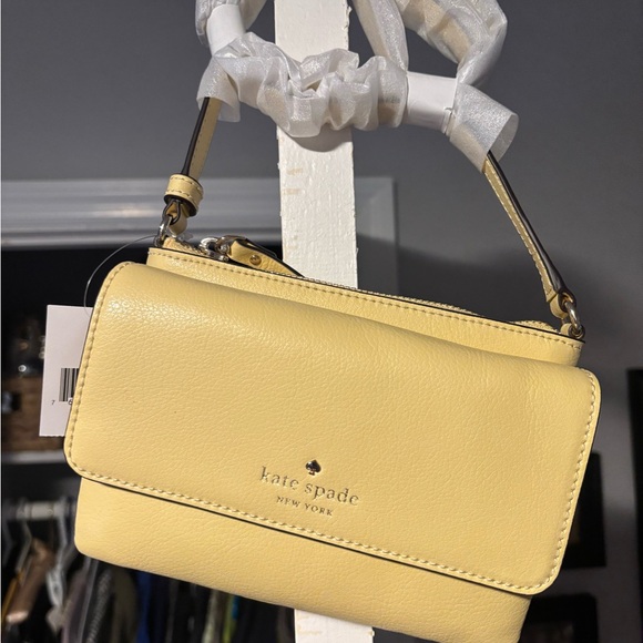 Kate Spade Light Yellow Purse - Picture 1 of 8